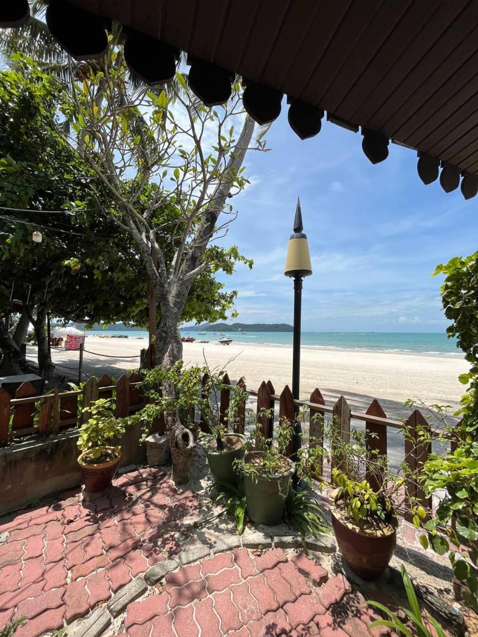 Sandy Beach Resort By Casa Loma 판타이체낭 외부 사진