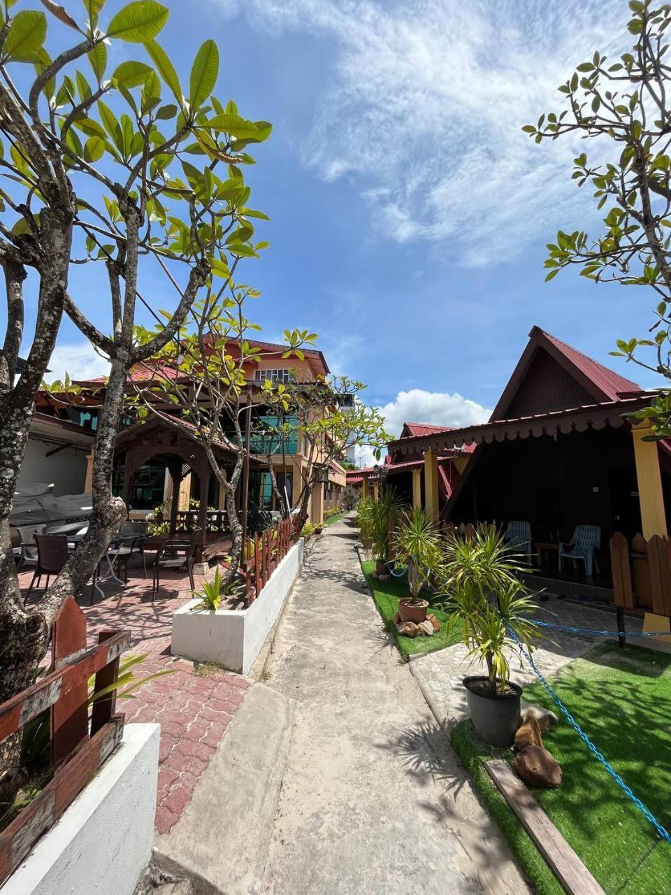 Sandy Beach Resort By Casa Loma 판타이체낭 외부 사진